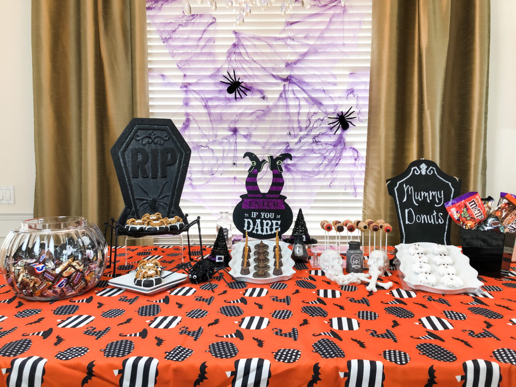 Halloween Table Design